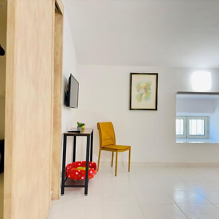 Unique Rooms In Centro Citta Bagno Privato E Climatizzatore راغوزا المظهر الخارجي الصورة