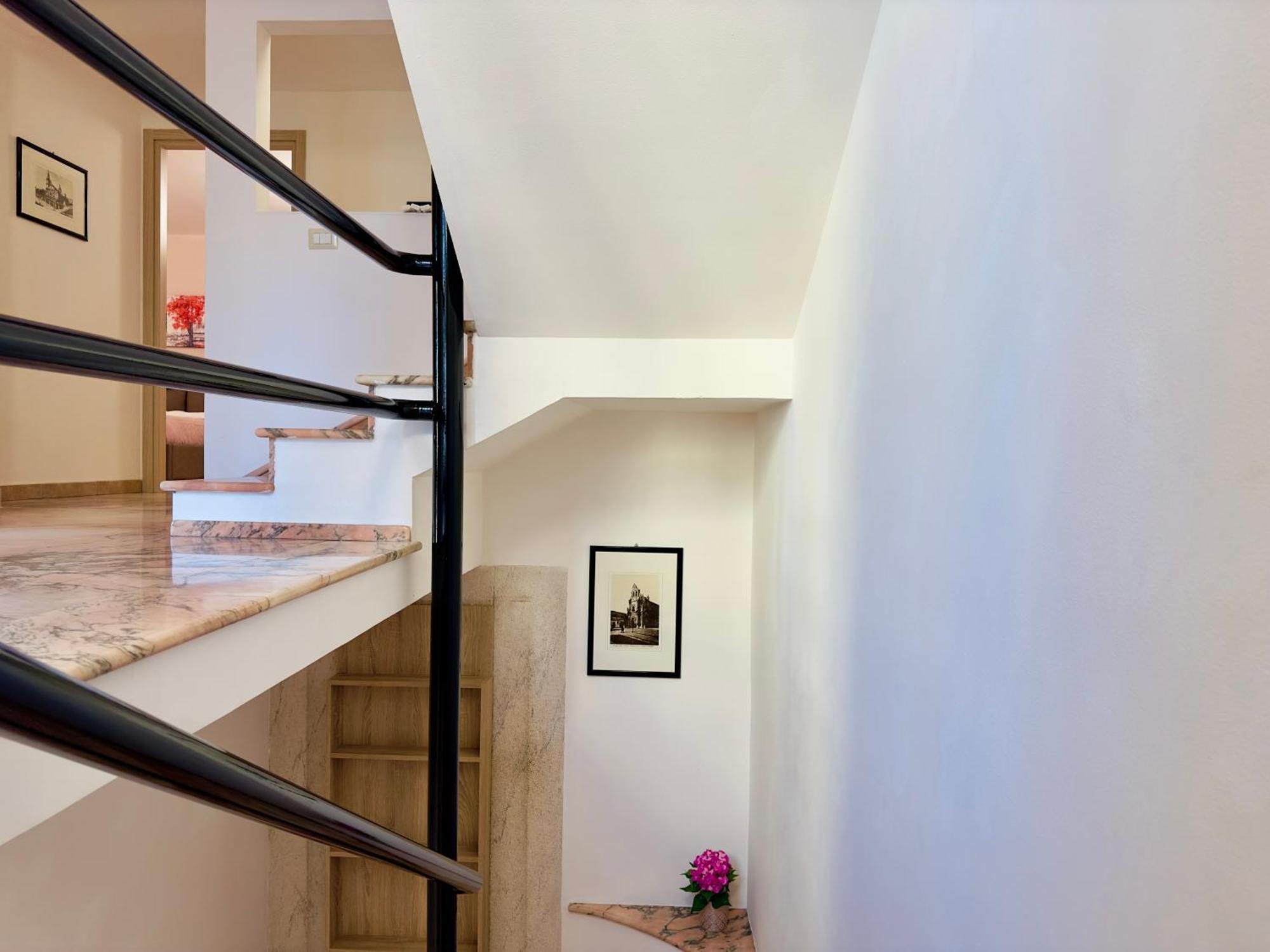 Unique Rooms In Centro Citta Bagno Privato E Climatizzatore راغوزا المظهر الخارجي الصورة
