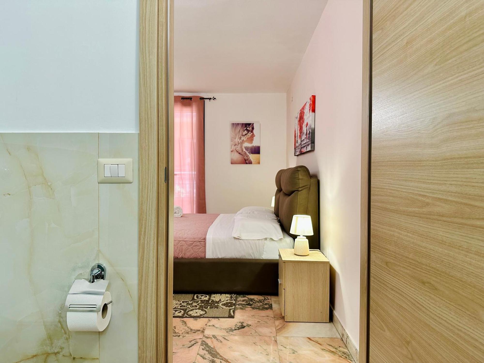 Unique Rooms In Centro Citta Bagno Privato E Climatizzatore راغوزا المظهر الخارجي الصورة
