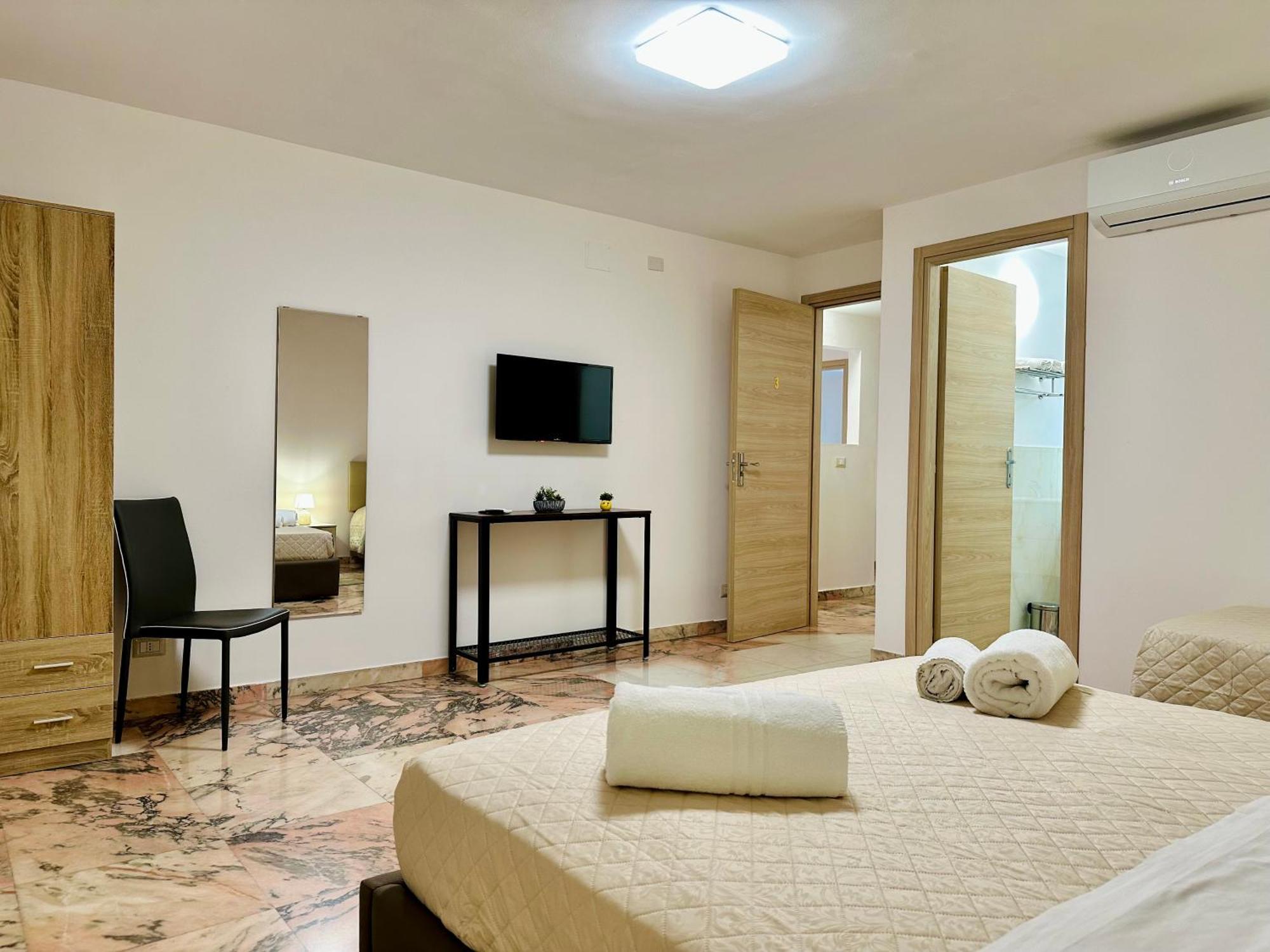 Unique Rooms In Centro Citta Bagno Privato E Climatizzatore راغوزا المظهر الخارجي الصورة